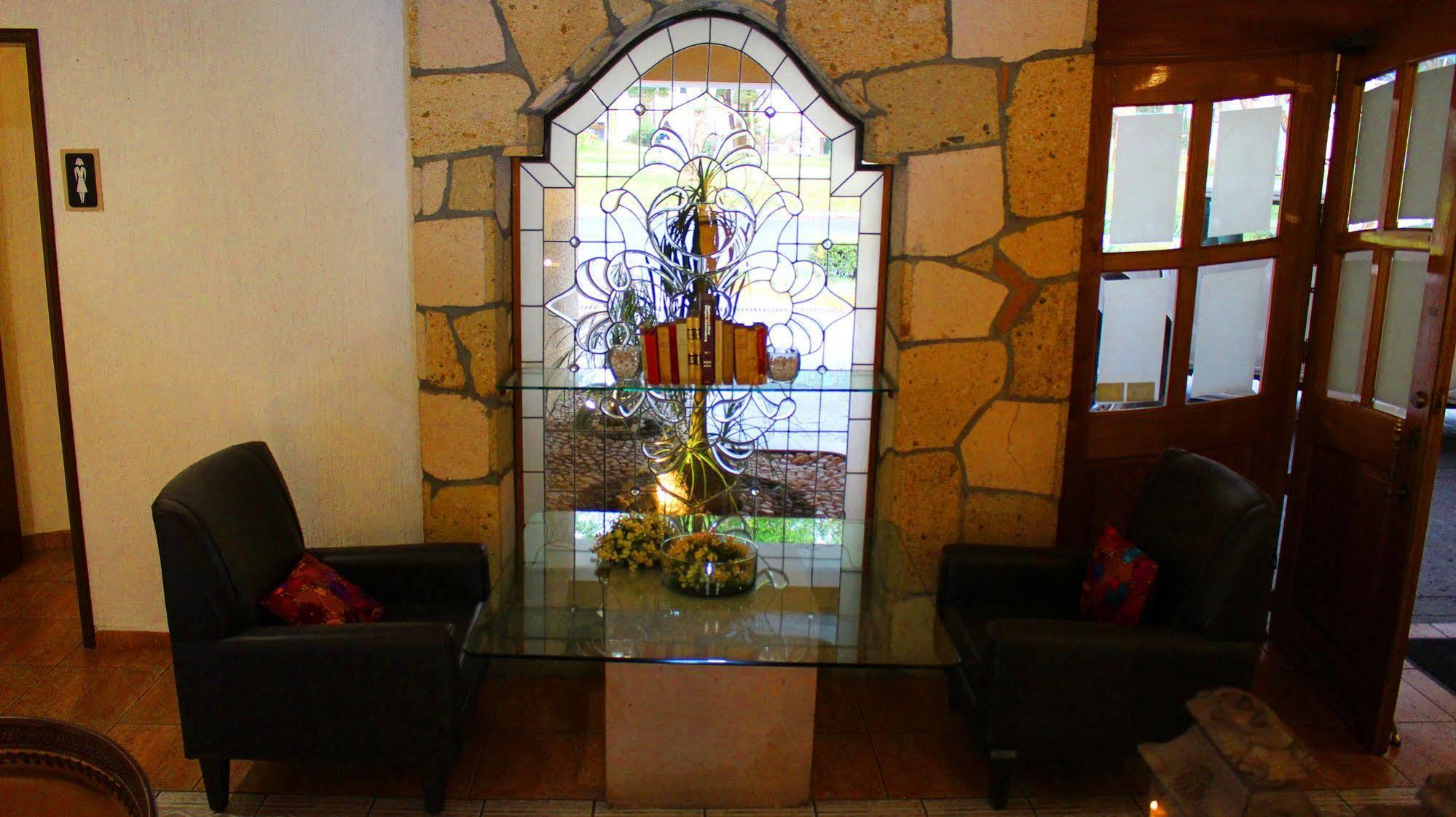 Meson Del Valle ซาโมรา เด อิดาลโก ภายนอก รูปภาพ