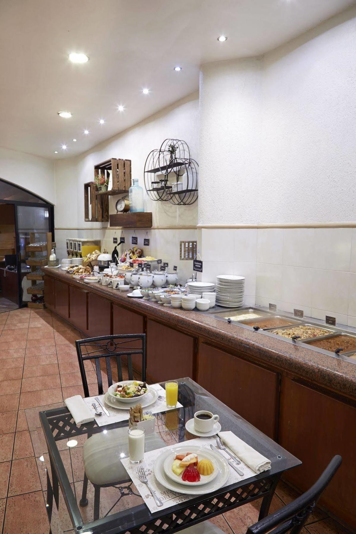 Meson Del Valle ซาโมรา เด อิดาลโก ภายนอก รูปภาพ